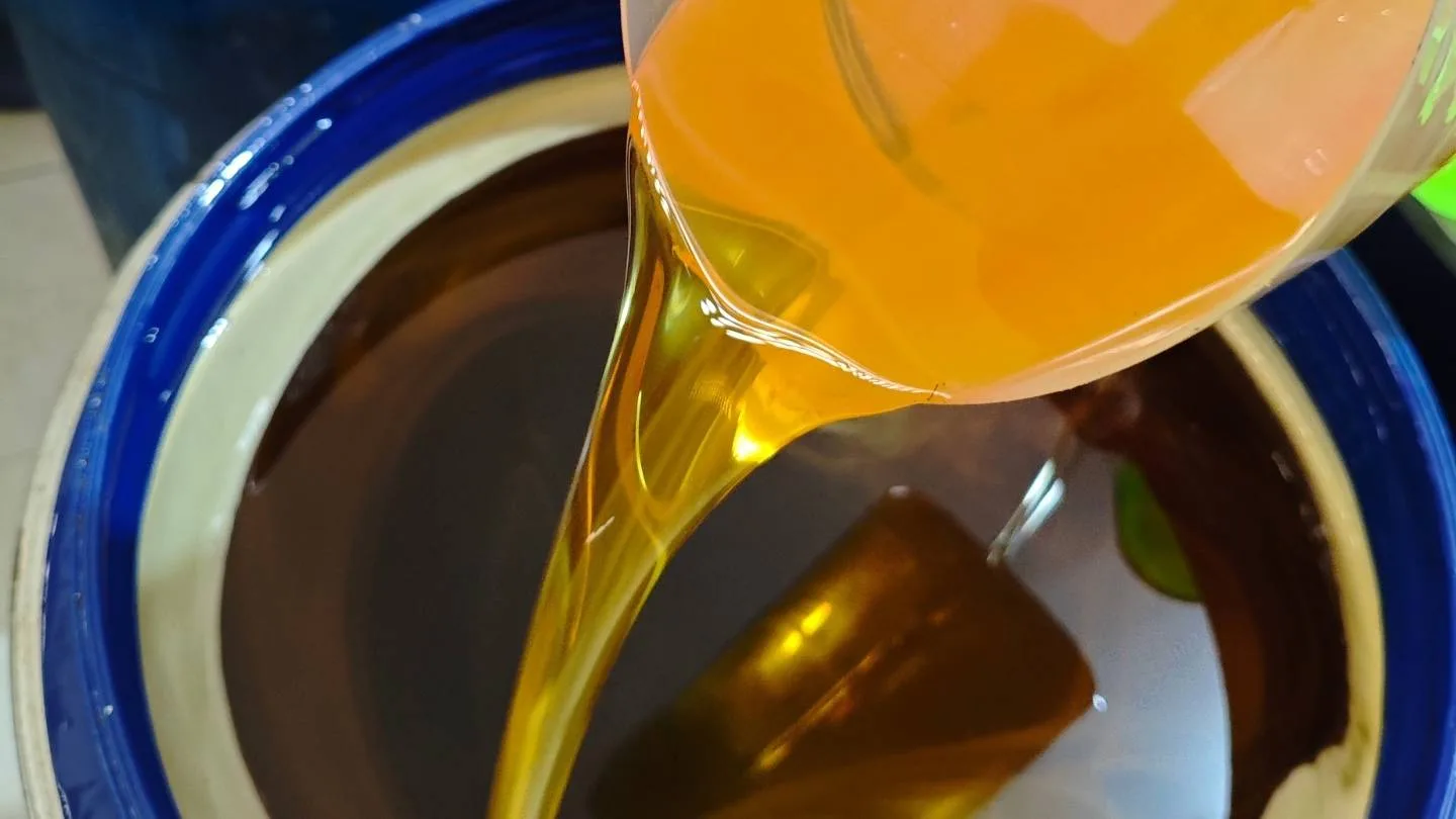 gambar madu asli murni yang berbusa